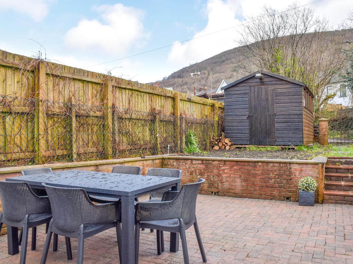Cwmcarn Cottage Crosskeys Eksteriør billede